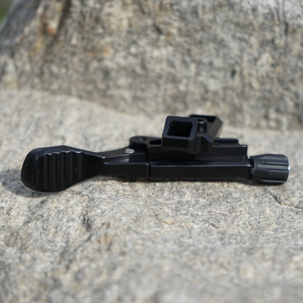 Eightpins Underbar Remote Hebel für Dropper post Betätigung mit Shimano I-Spec EV Schnittstelle liegt auf Granitstein